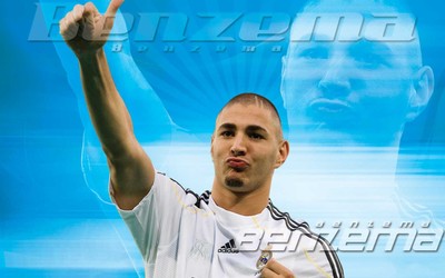 博乐体育精华-亚马尔突破造红牌