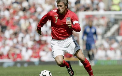 博乐体育播报-托马斯一脚爆射破门这力量太足